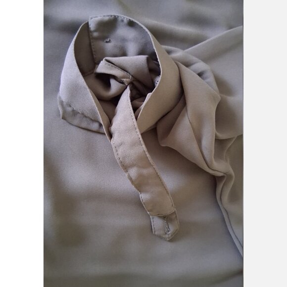 Women's Reitmans Olive Green 3/4 Length Sleeve Blouse, Braid & Gold Buttons, 3 - Picture 4 of 15